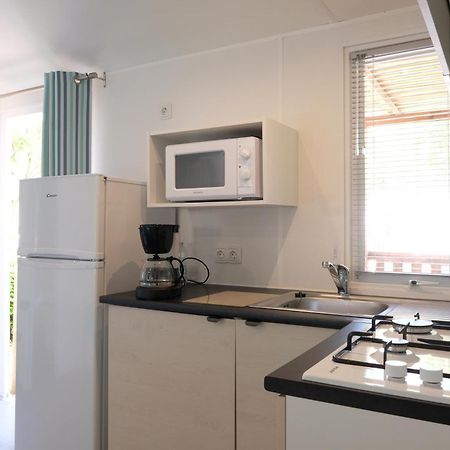 Happy Camp Mobile Homes In Castello Camping & Summer Resort 네오스마르마라스 외부 사진