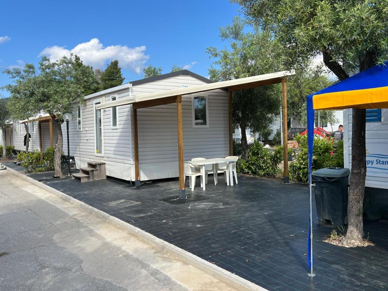 Happy Camp Mobile Homes In Castello Camping & Summer Resort 네오스마르마라스 외부 사진